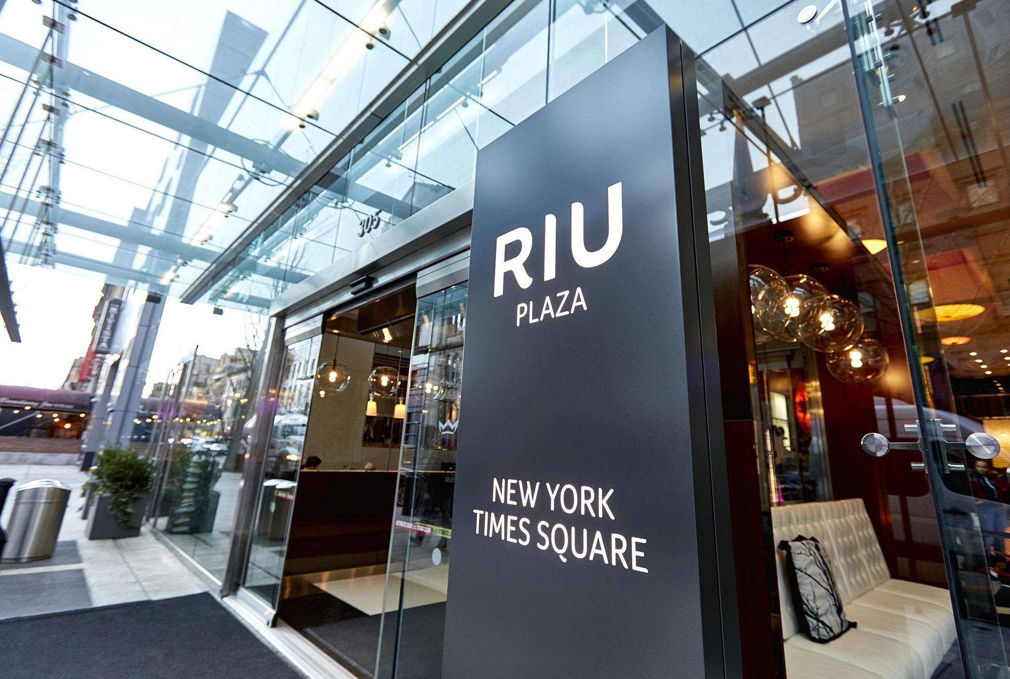 Hotel Riu Plaza New York Times Square Exteriér fotografie